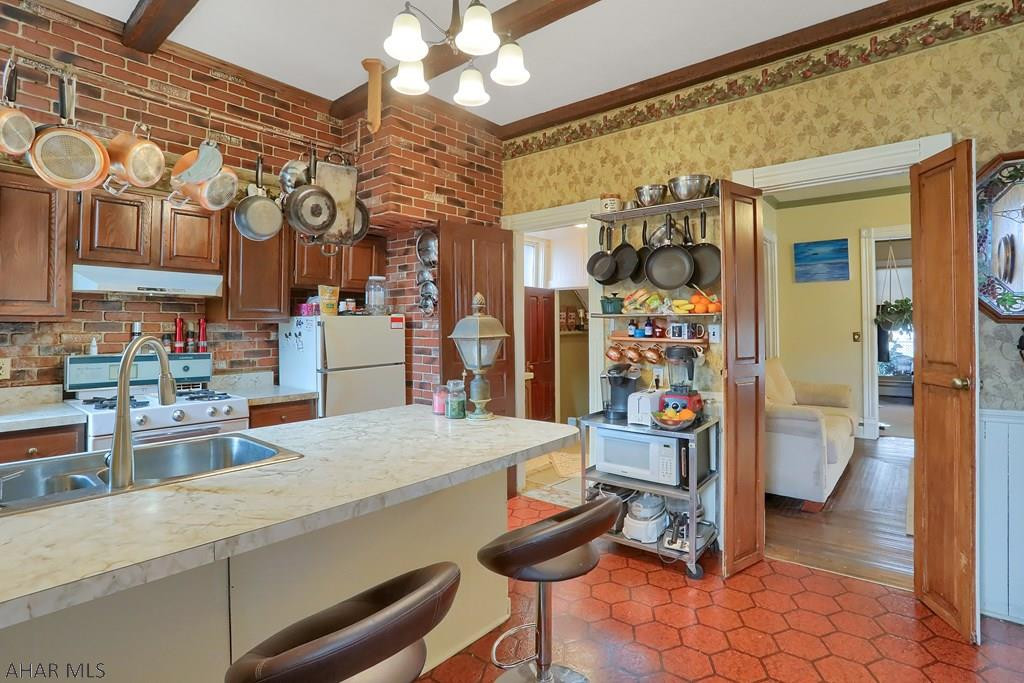 Unknown - Residential