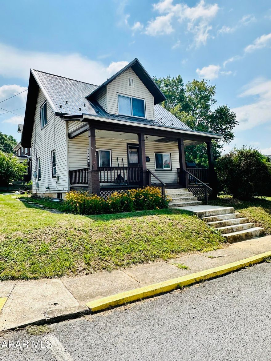 This beautiful home sits on a double, corner lot in the heart of McConnellsburg. The spacious living room will give plenty of room for entertaining. Enjoy the large yard and newly built deck. Come check this house out today and see if its your next home.