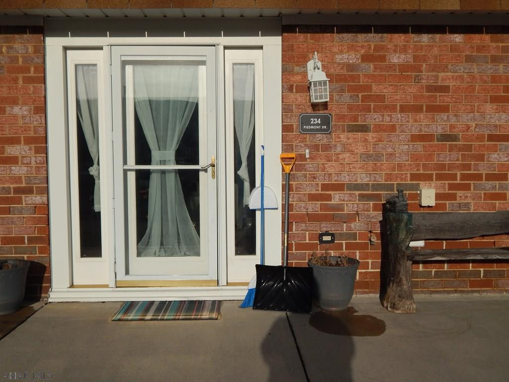 Maple Hollow - Residential