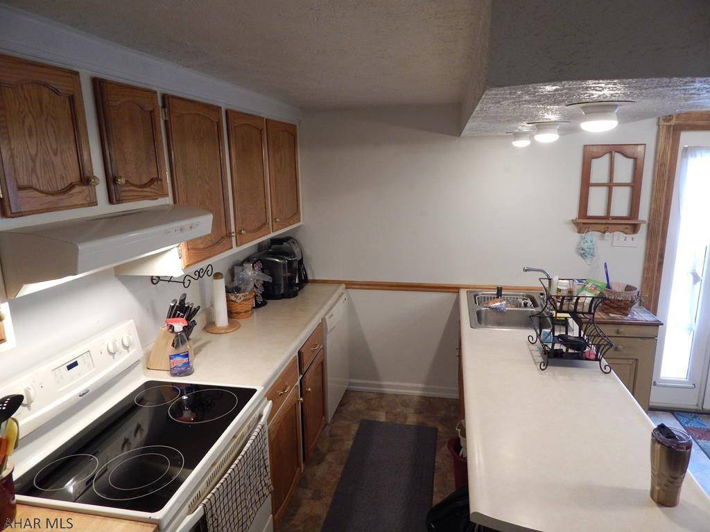 Maple Hollow - Residential