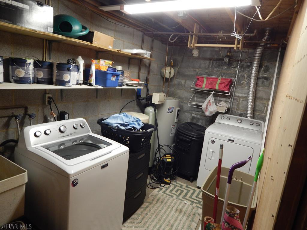 Maple Hollow - Residential