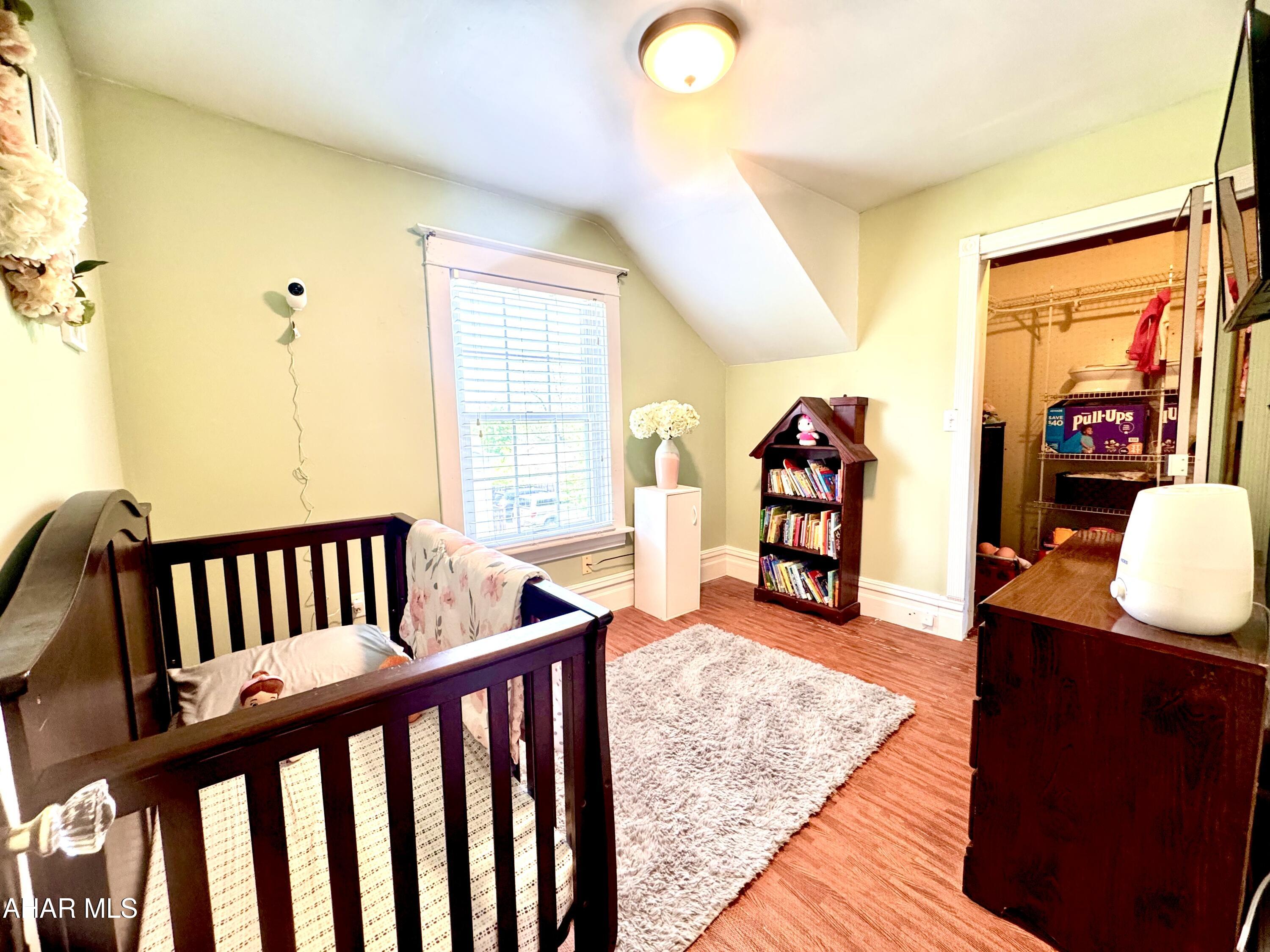 Llyswen - Residential