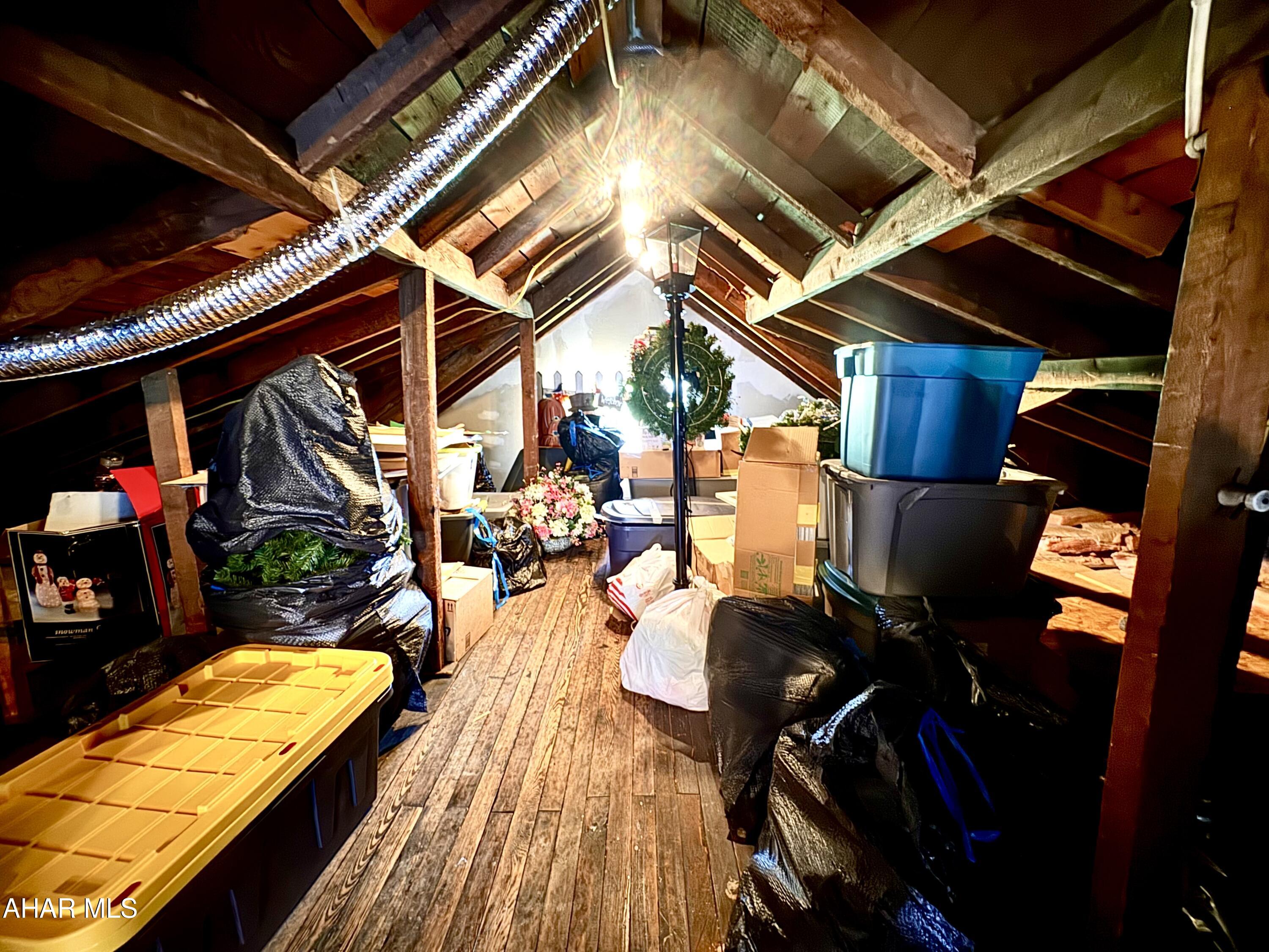 Llyswen - Residential