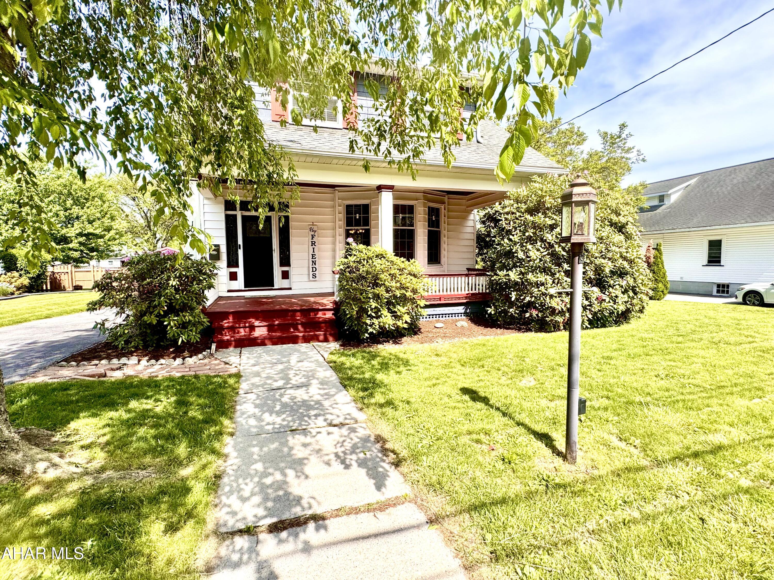 Llyswen - Residential