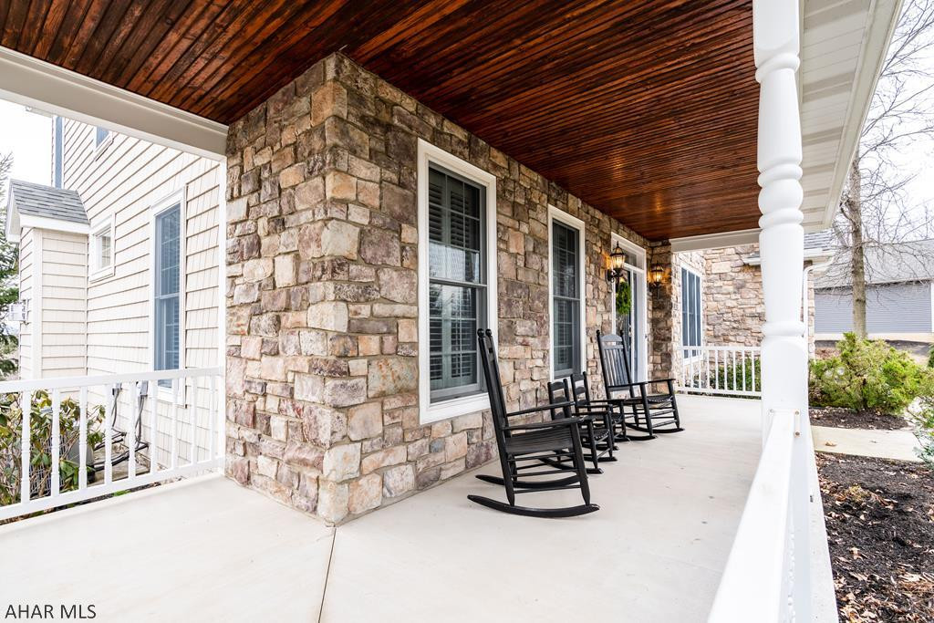 Fox Hollow - Residential