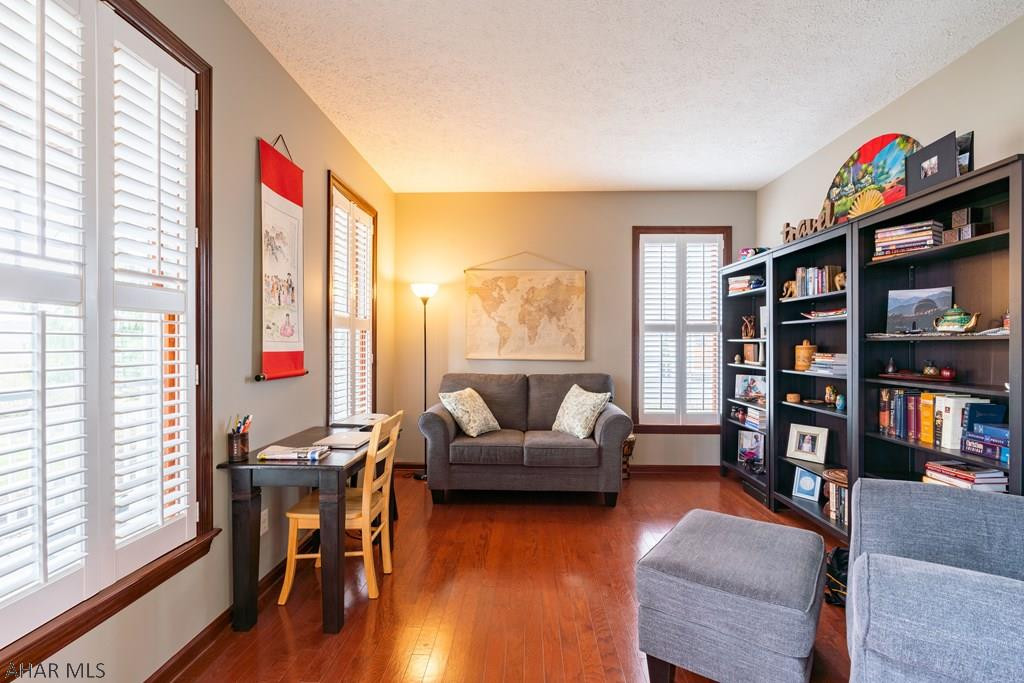 Fox Hollow - Residential