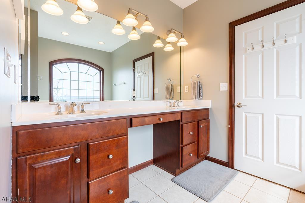 Fox Hollow - Residential