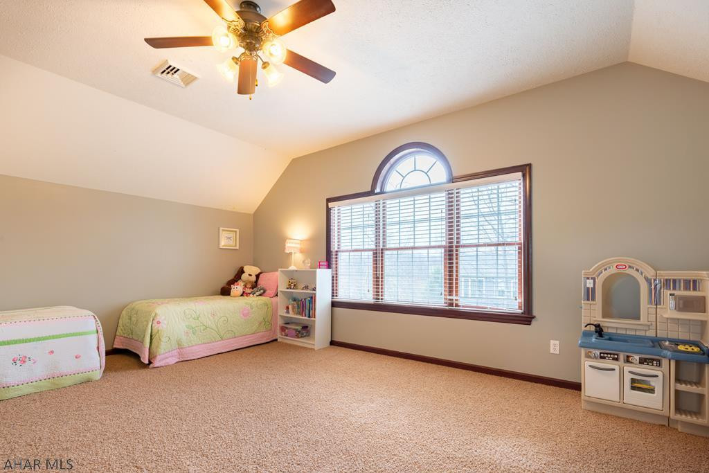 Fox Hollow - Residential