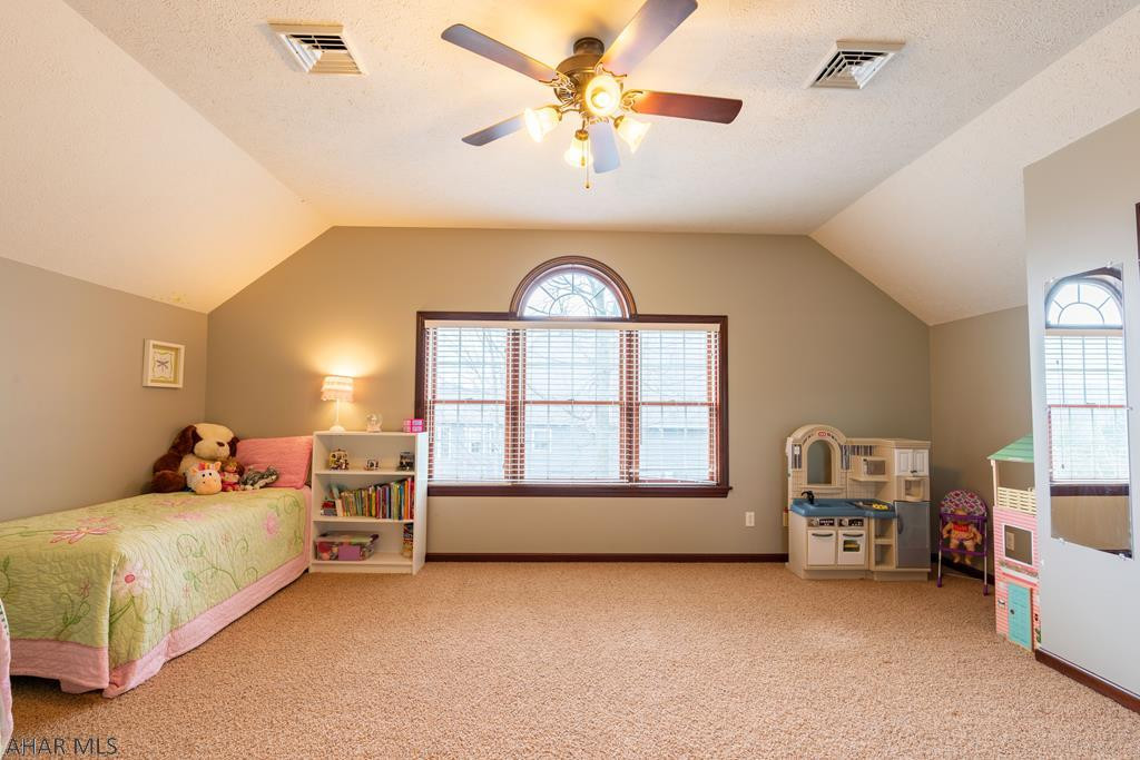 Fox Hollow - Residential