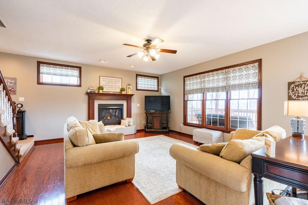 Fox Hollow - Residential