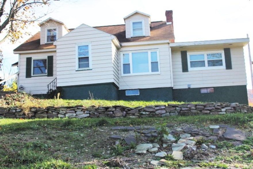 Has 2.5+ acres, all yard ornaments stay, 16x 32 inground pool. large garage. gas forced air heat, laundry room has own water heater