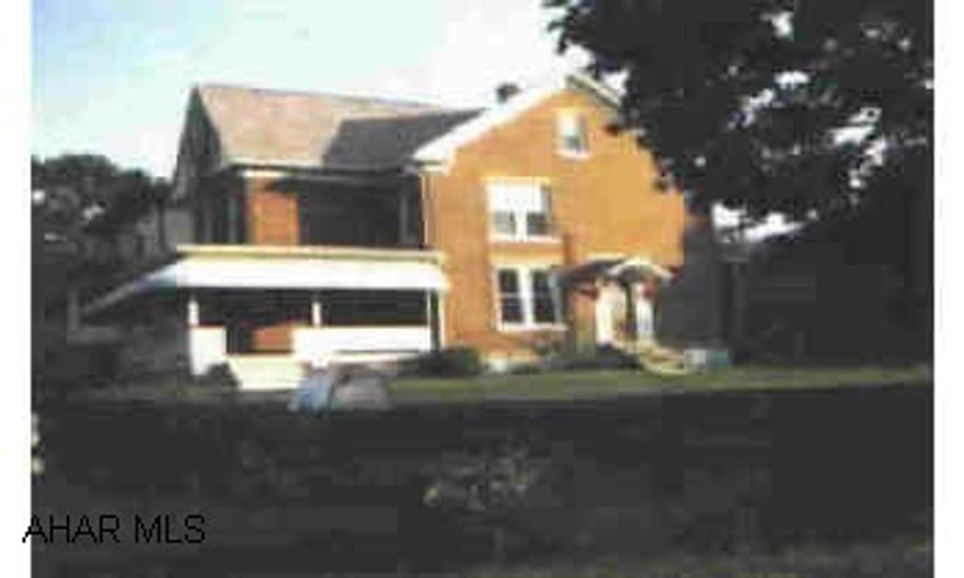 Excellent brick home on great level lot. Very motivated seller.  Excellent brick home on great level lot. Very motivated seller.