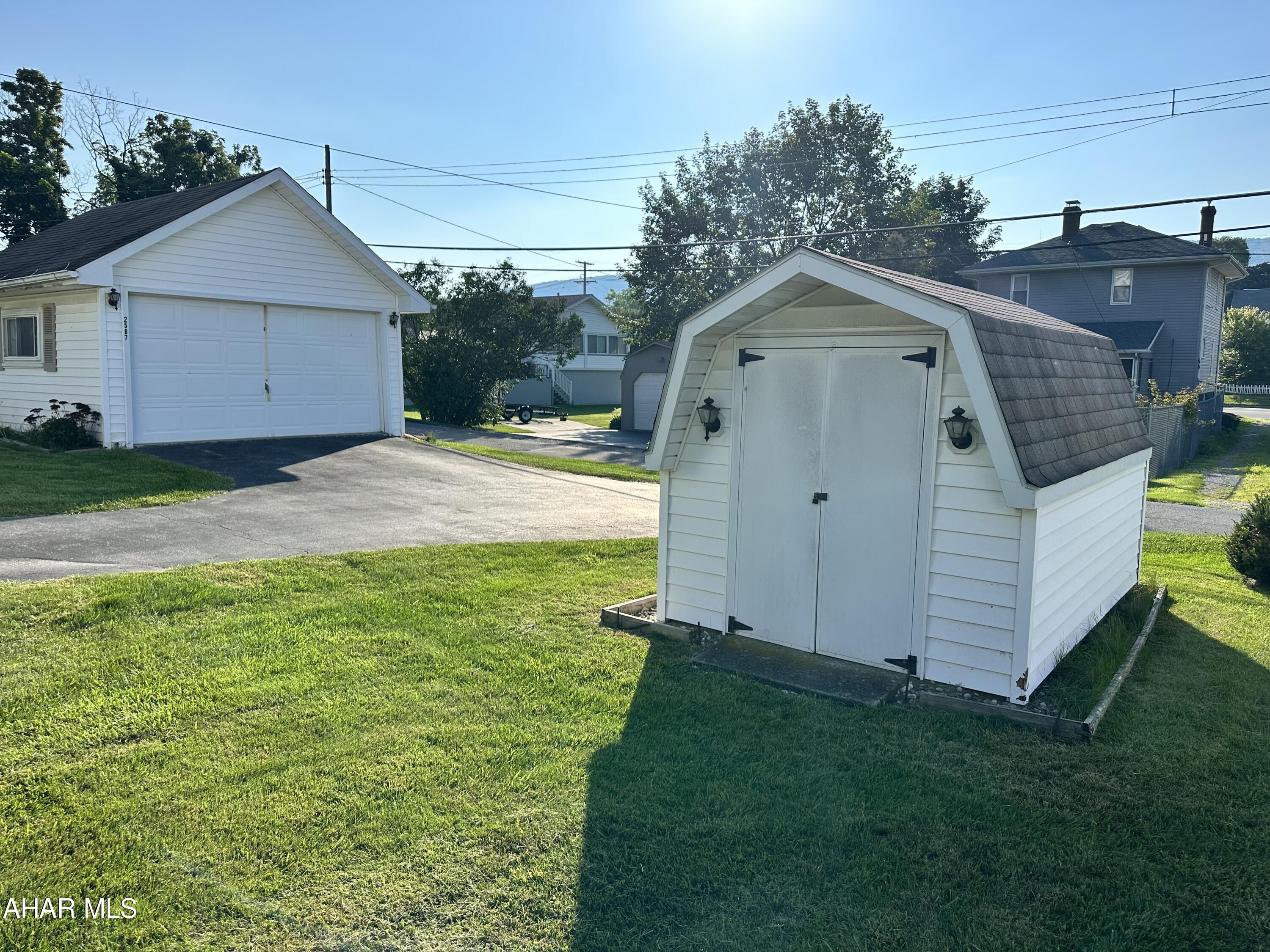 Hileman Heights - Residential