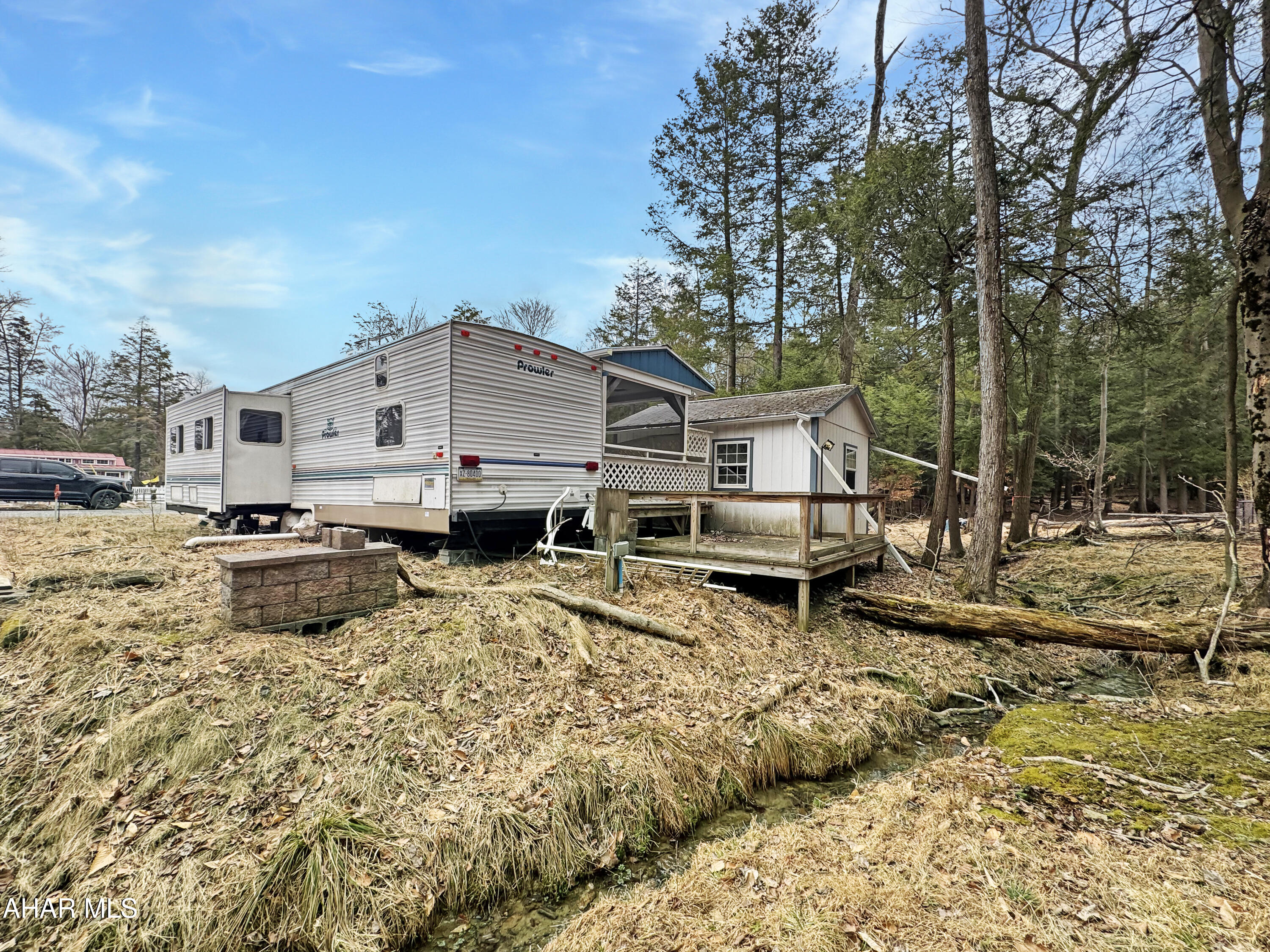 Glendale Yearound - Land