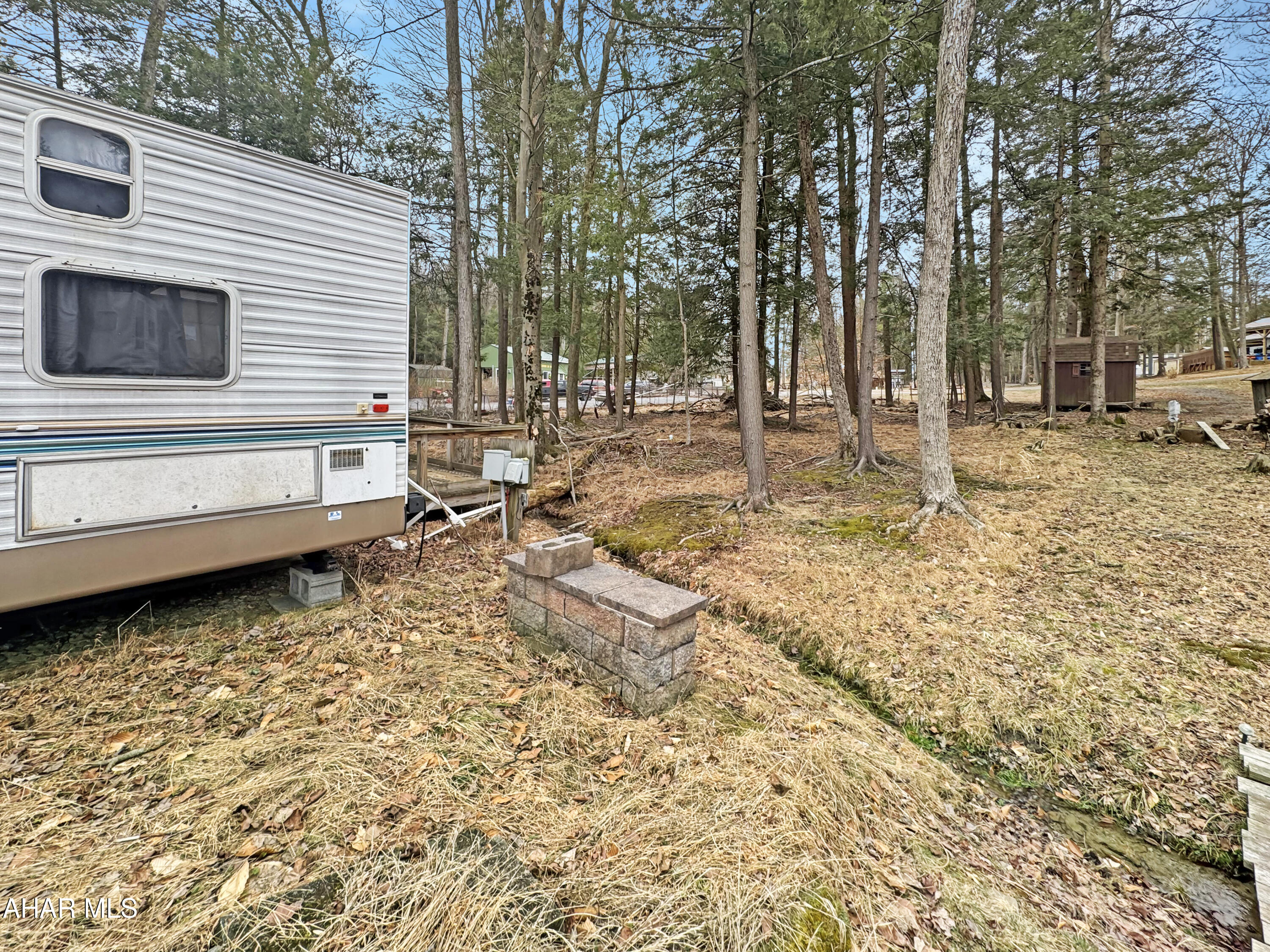 Glendale Yearound - Land