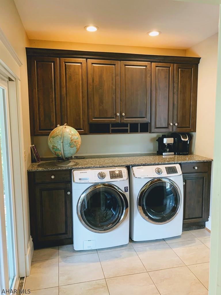 Llyswen - Residential