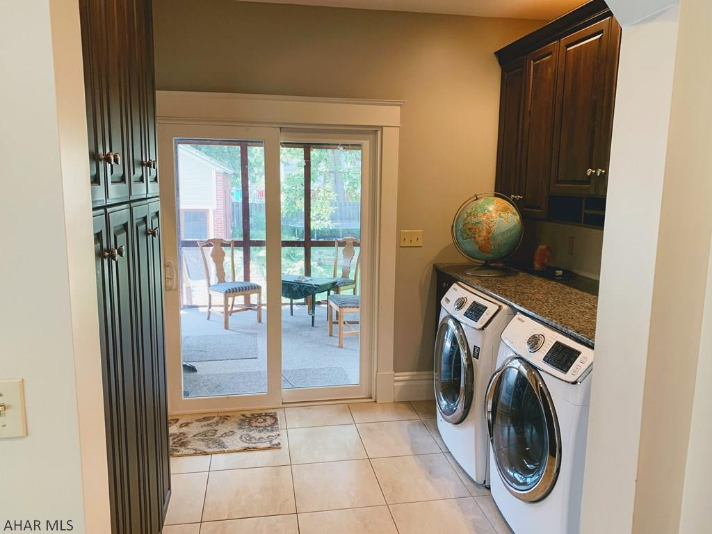 Llyswen - Residential