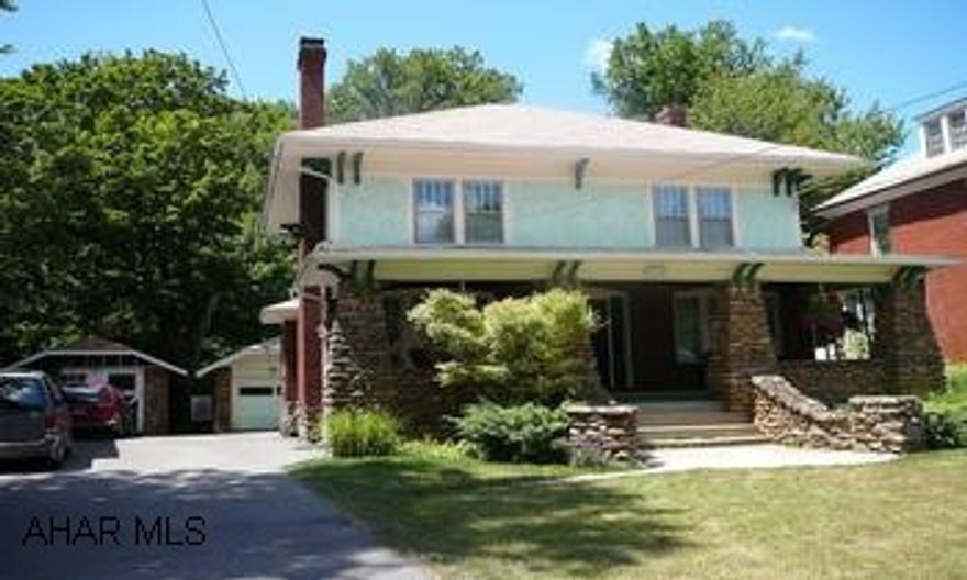 2 1/2 STORY HOME WITH LARGE ROOMS. SOME HARDWOOD FLOORS, FULL BASEMENT, CENTRAL AIR, NEWER FURNACE, APPLIANCES, CHARMING, LARGE DINING ROOM, LR/FP, FRENCH DOORS, 3 BRS, LL LAUNDRY, FR. 1 CAR GAR. LG LOT 49X320. PLEASE REMOVE SHOES! 2 1/2 STORY HOME WITH LARGE ROOMS. SOME HARDWOOD FLOORS, FULL BASEMENT, CENTRAL AIR, NEWER FURNACE, APPLIANCES, CHARMING, LARGE DINING ROOM, LR/FP, FRENCH DOORS, 3 BRS, LL LAUNDRY, FR. 1 CAR GAR. LG LOT 49X320. PLEASE REMOVE SHOES!