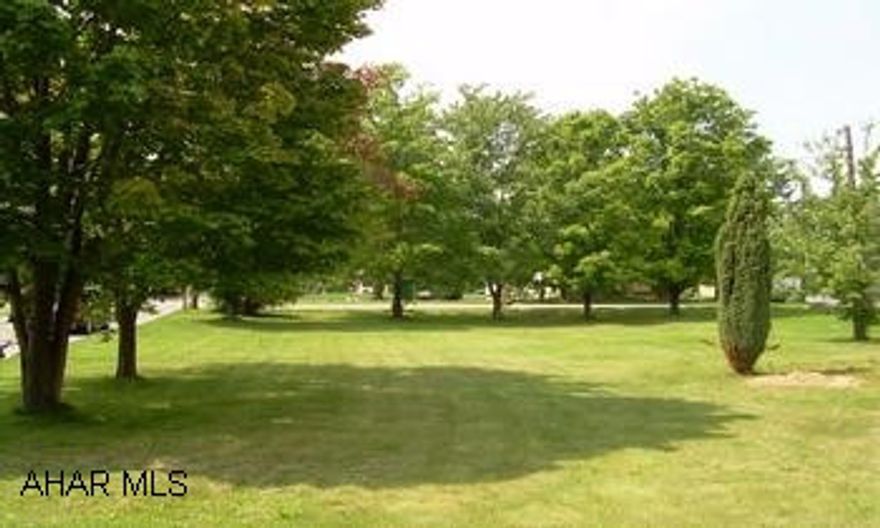 Beautiful tree lined corner lot in Sankertown-- utilities Beautiful tree lined corner lot in Sankertown-- utilities