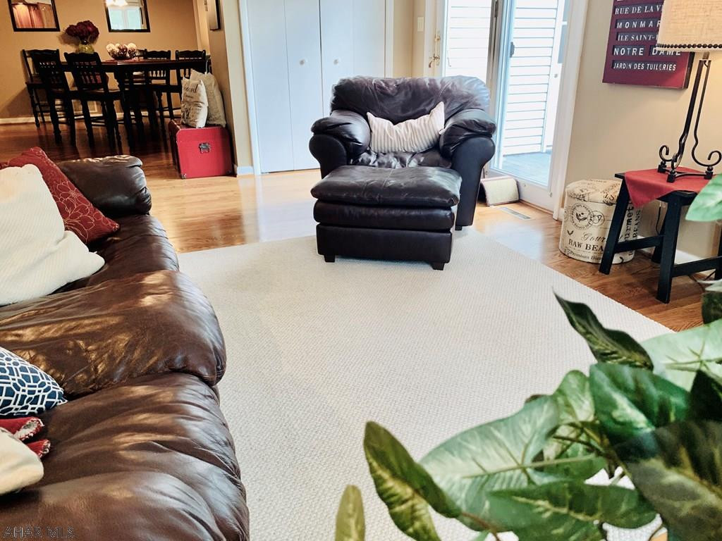 Meadowbrook - Residential