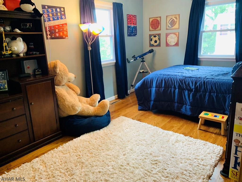 Meadowbrook - Residential