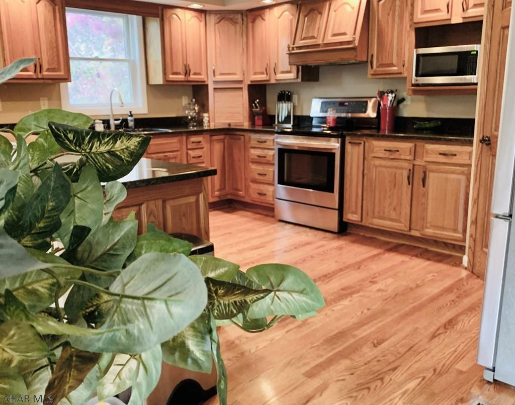 Meadowbrook - Residential