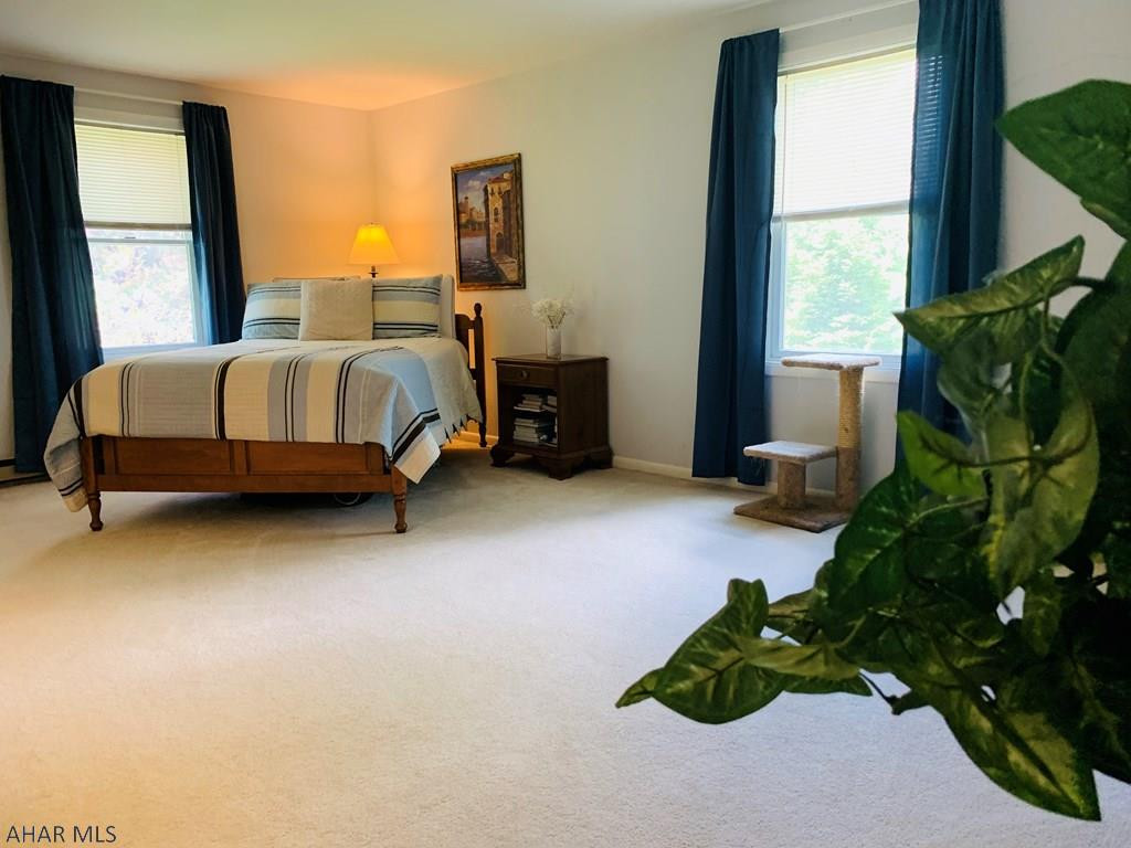 Meadowbrook - Residential