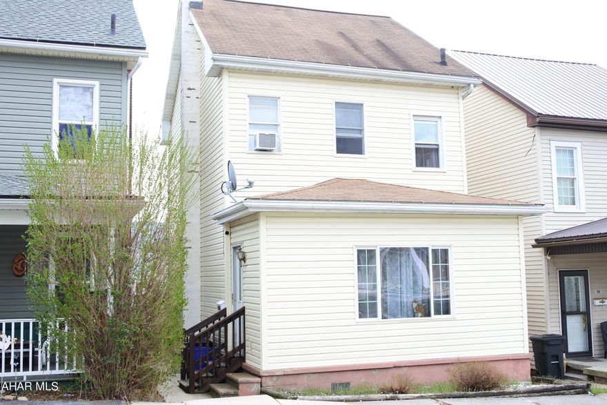 Just move right in! Very well maintained home. 2 or 3 bedrooms, Family room on 1st floor.  Partially finished  walk-out lower level. Nice views from the spacious deck...there is a bonus deck off 1 bedroom with nice mountain views. All kitchen appliances stay, along with the washer and dryer. Backyard carport, too!