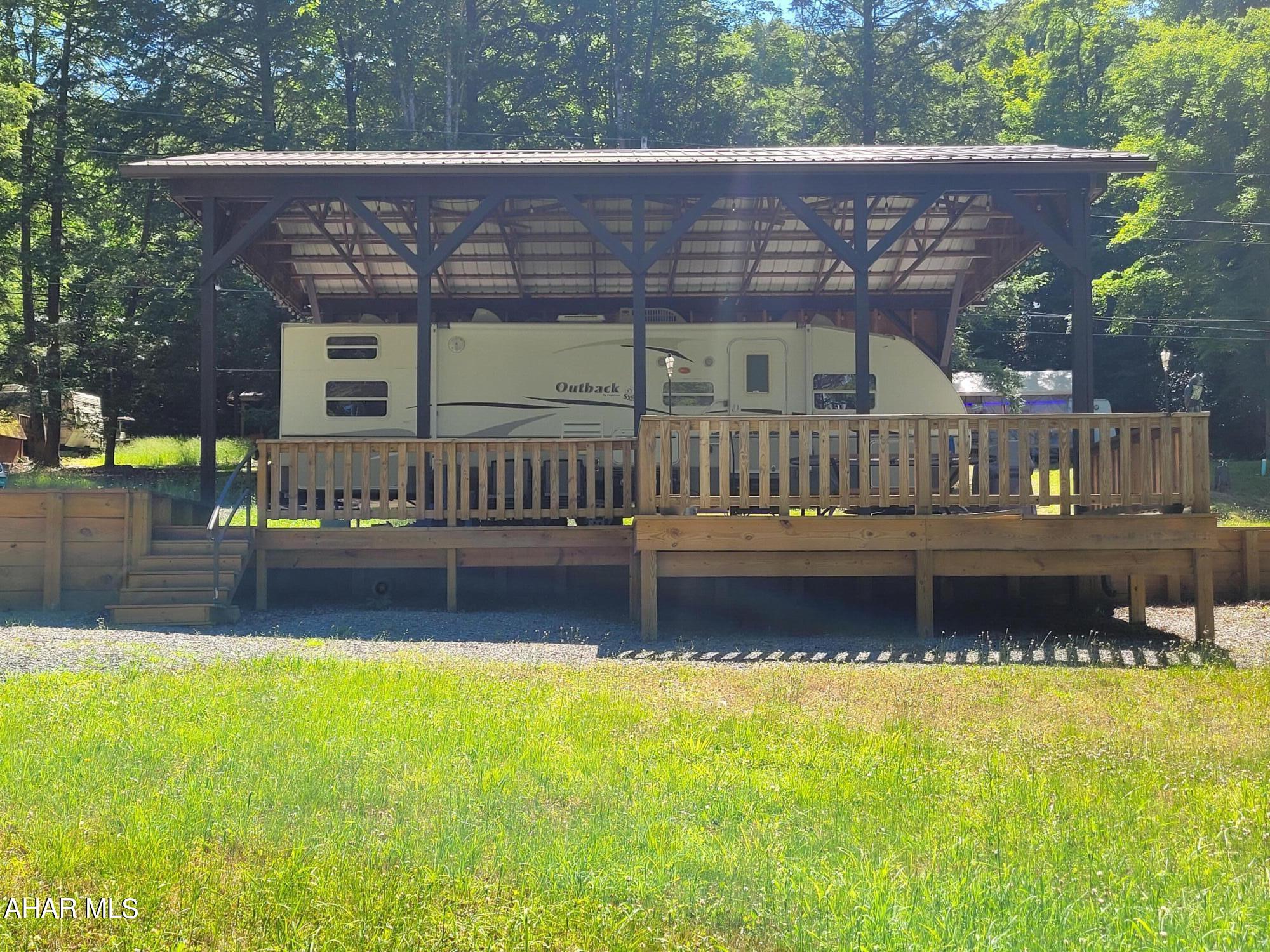 Glendale Yearound - Residential