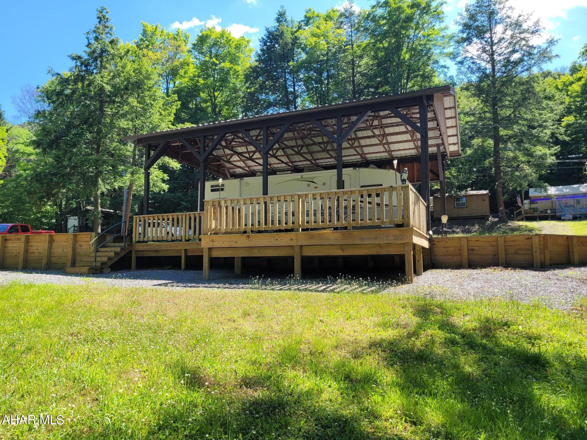 Glendale Yearound - Residential