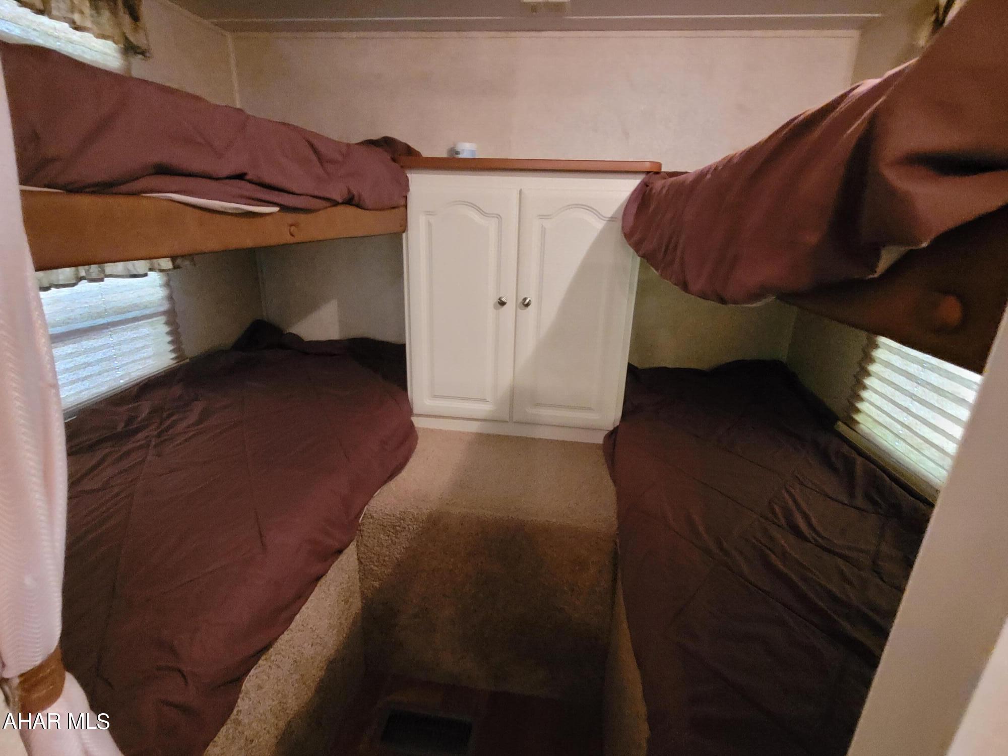 Glendale Yearound - Residential