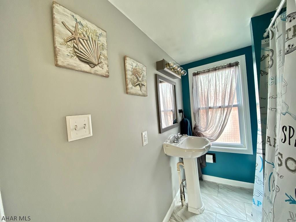 Juniata - Residential