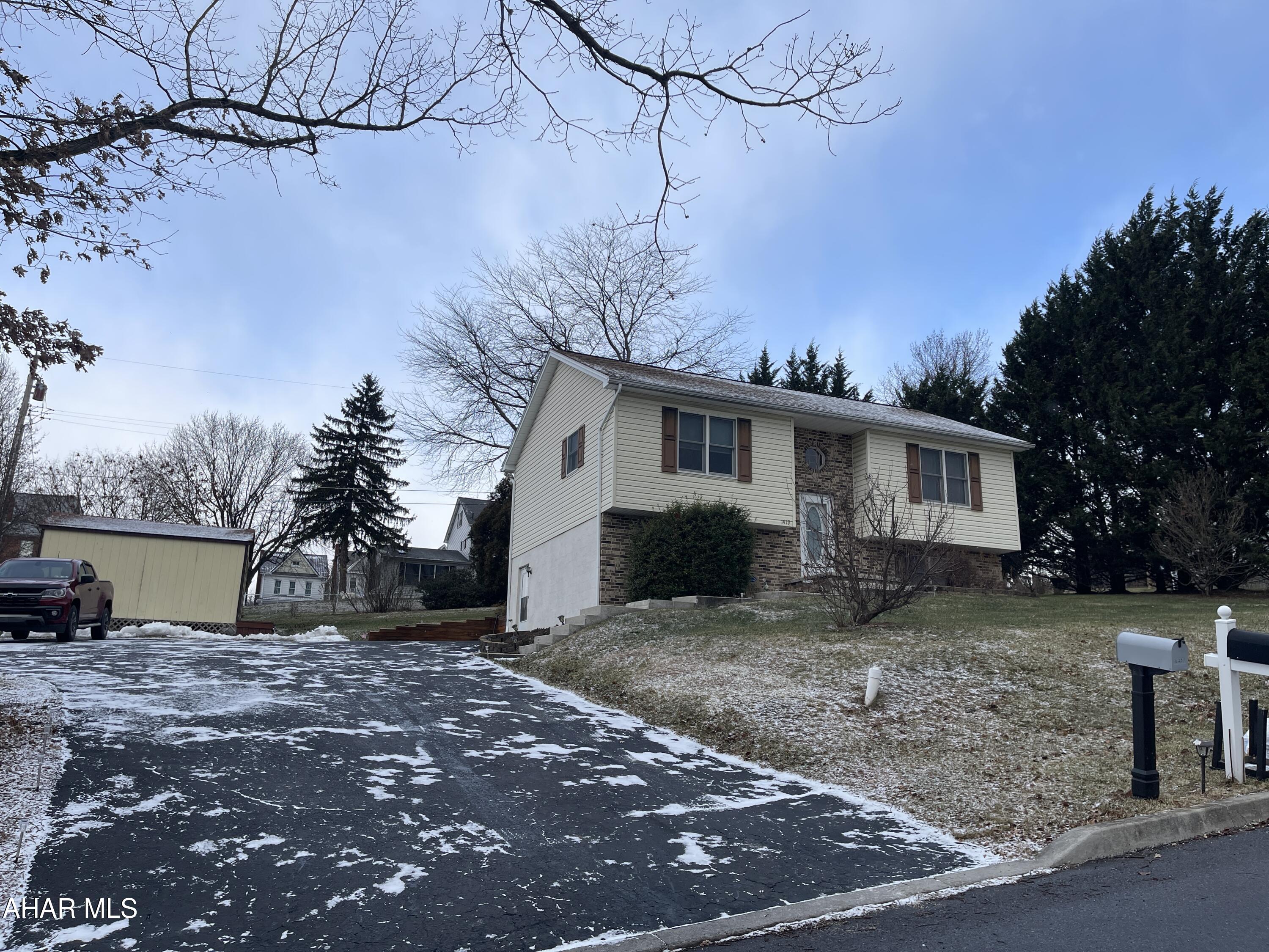 Juniata - Residential