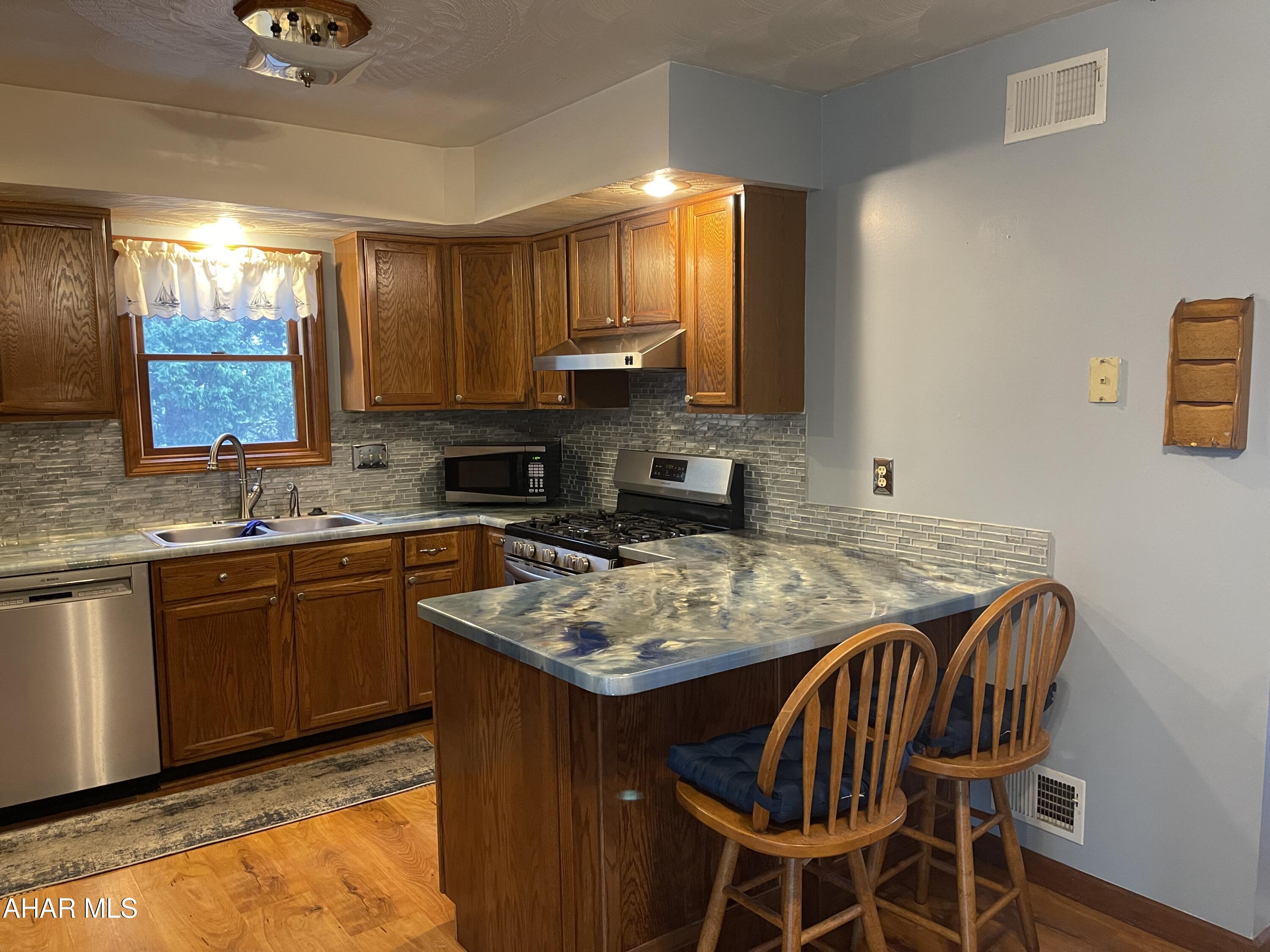 Juniata - Residential