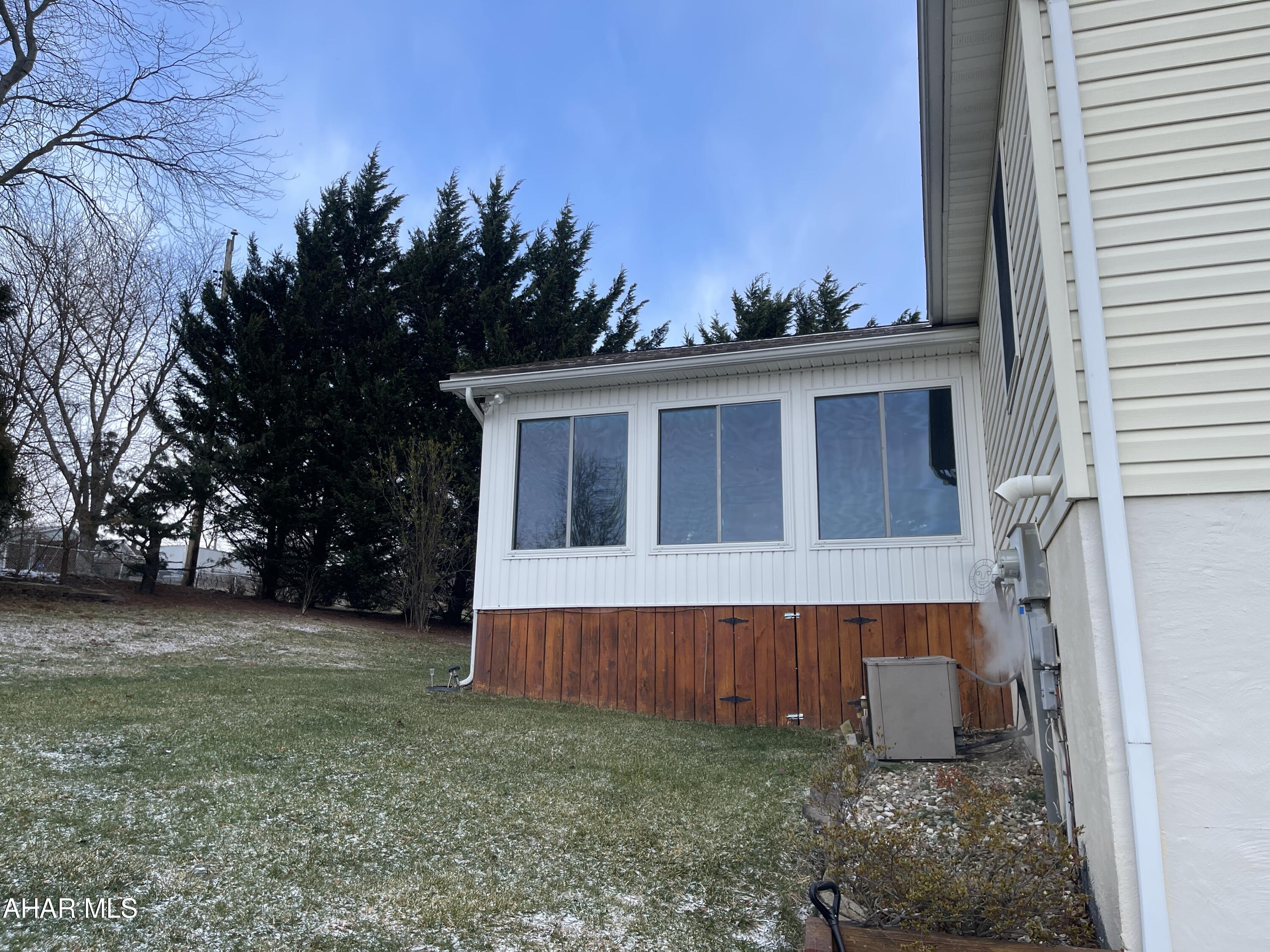 Juniata - Residential