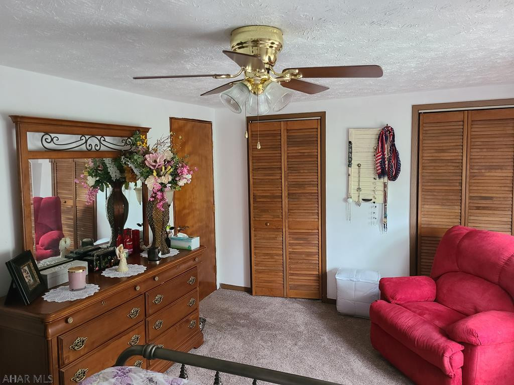 Maple Hollow - Residential