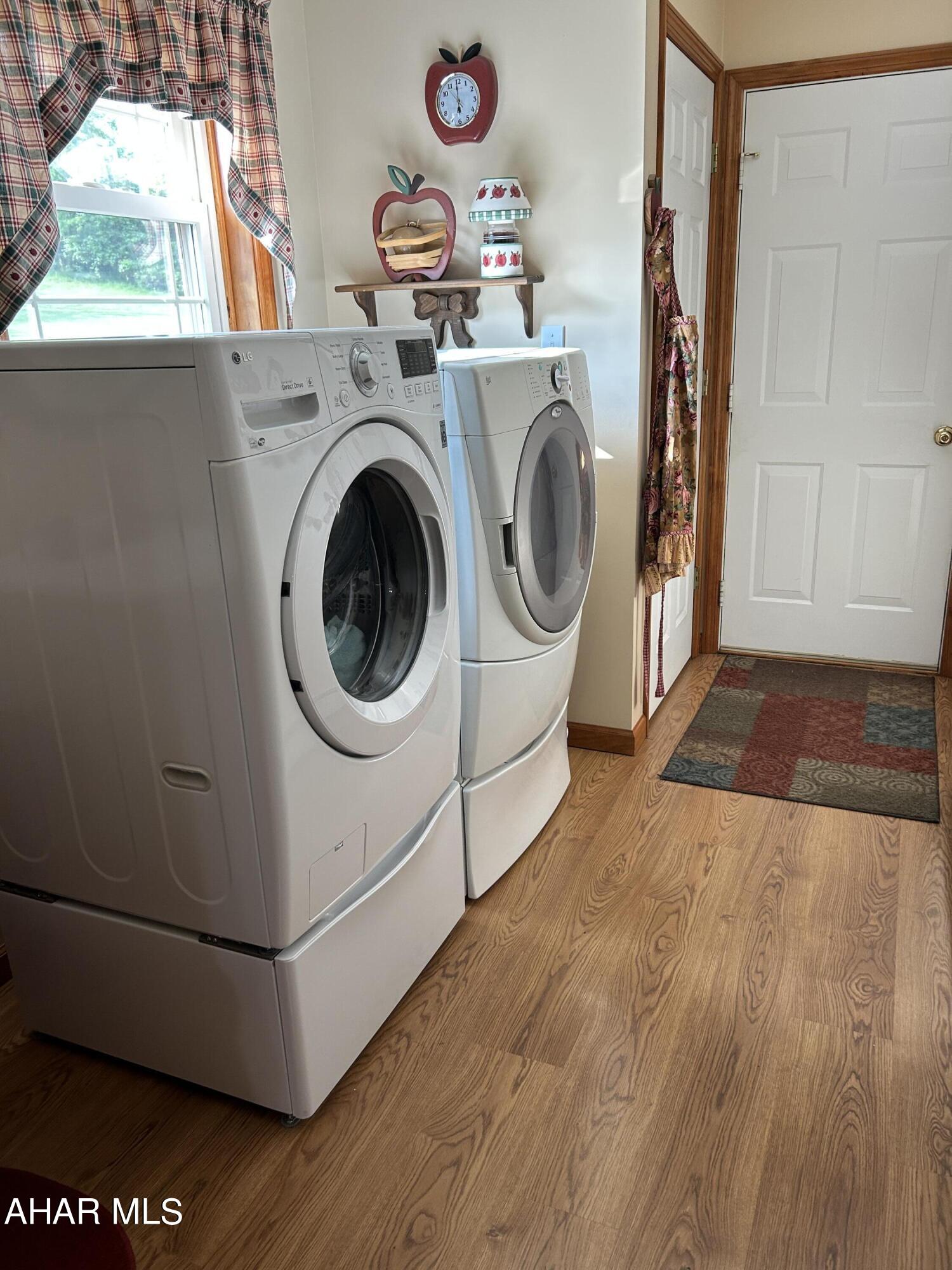 Pine Croft - Residential