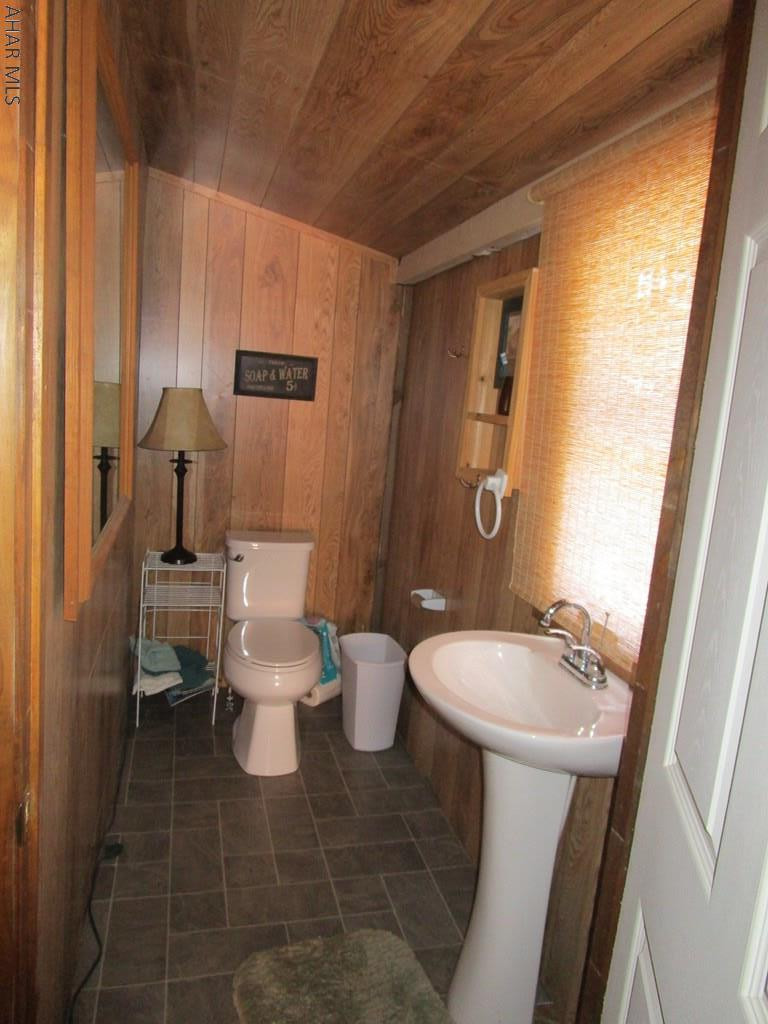 Glendale Yearound - Residential