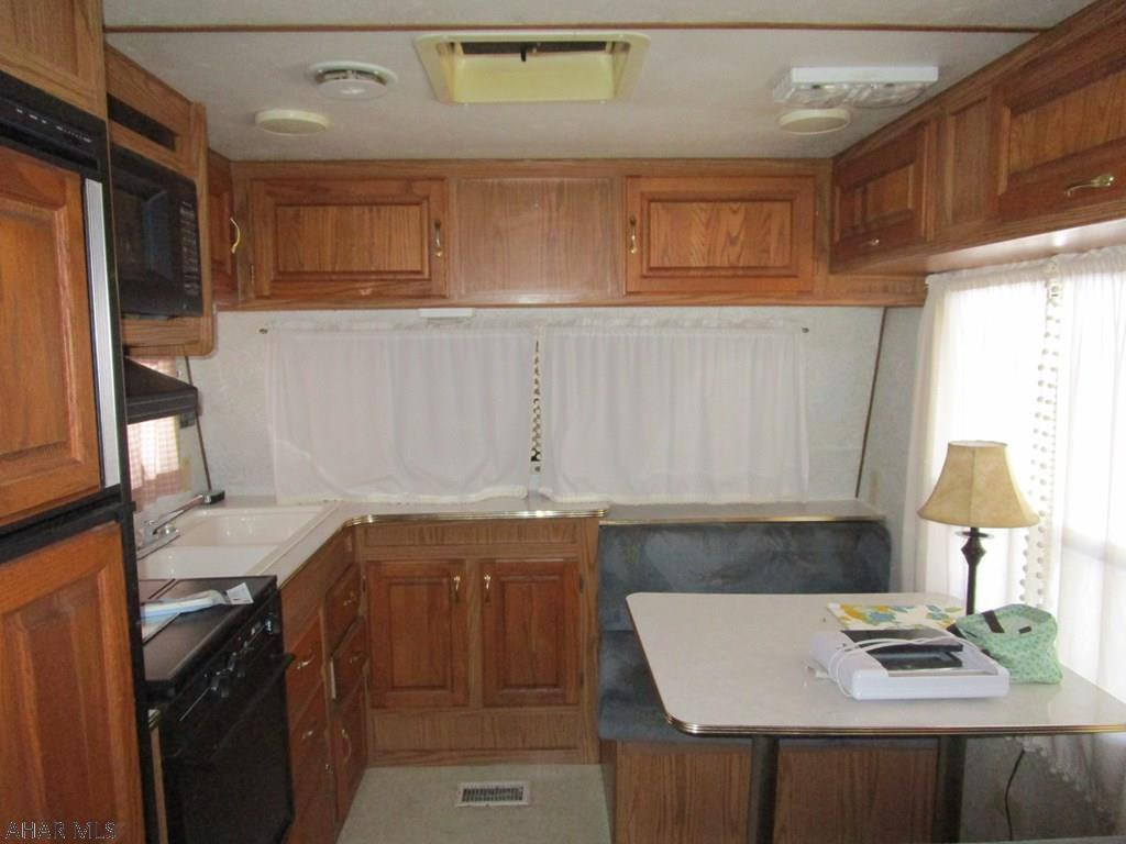 Glendale Yearound - Residential