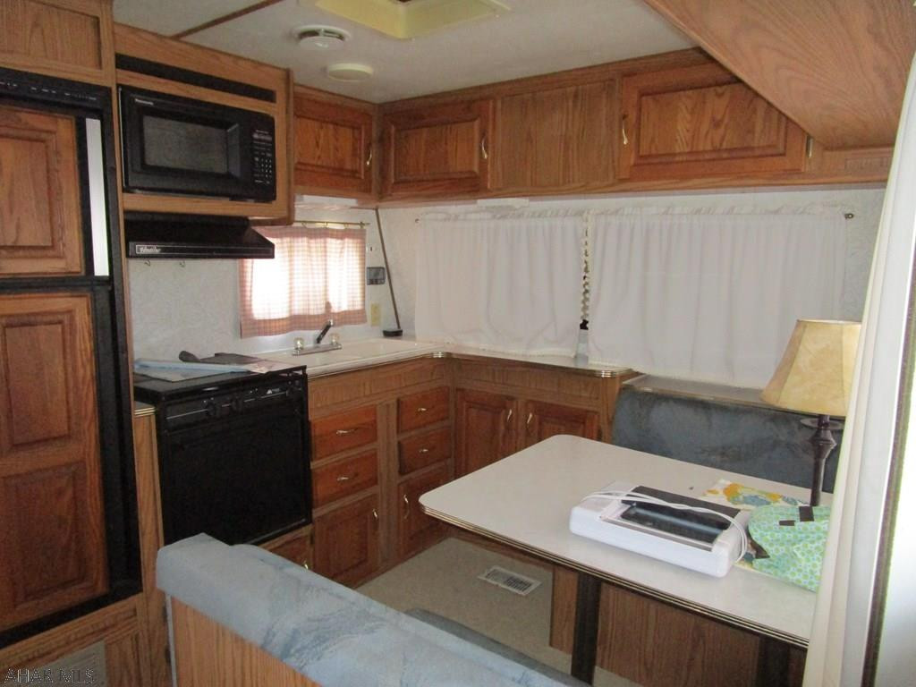 Glendale Yearound - Residential