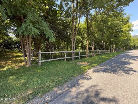Photo for Off Donahue Manor Road