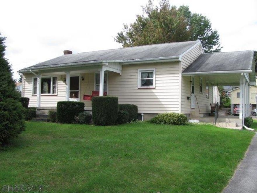 Bellwood ranch home on 120x150 corner lot! This home offers a spacious living room and EIK, 3 bedrooms w/ hardwood floors. Basement bonus room, 2 covered porches, all on a beautiful treed corner lot on a quiet street!