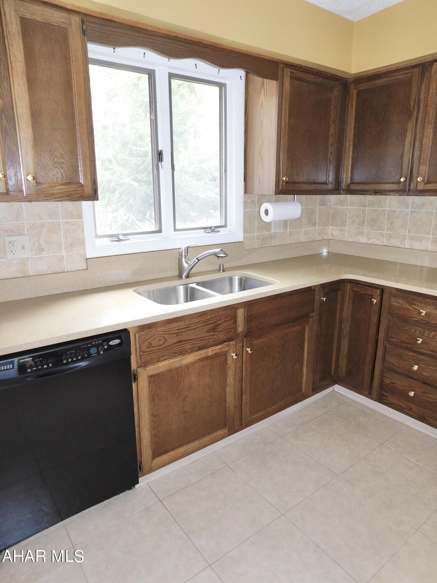 Cricket Knoll - Residential