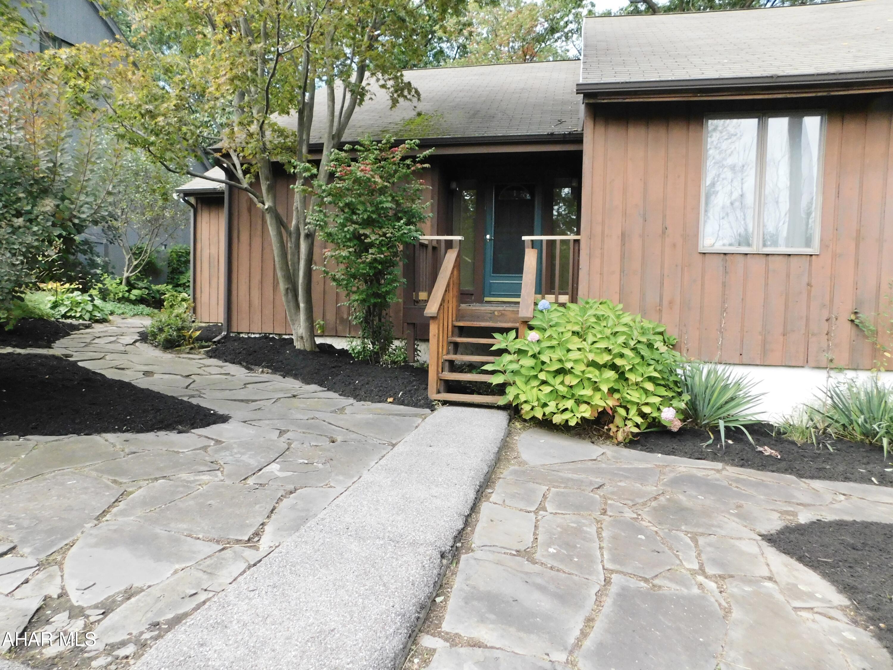 Cricket Knoll - Residential