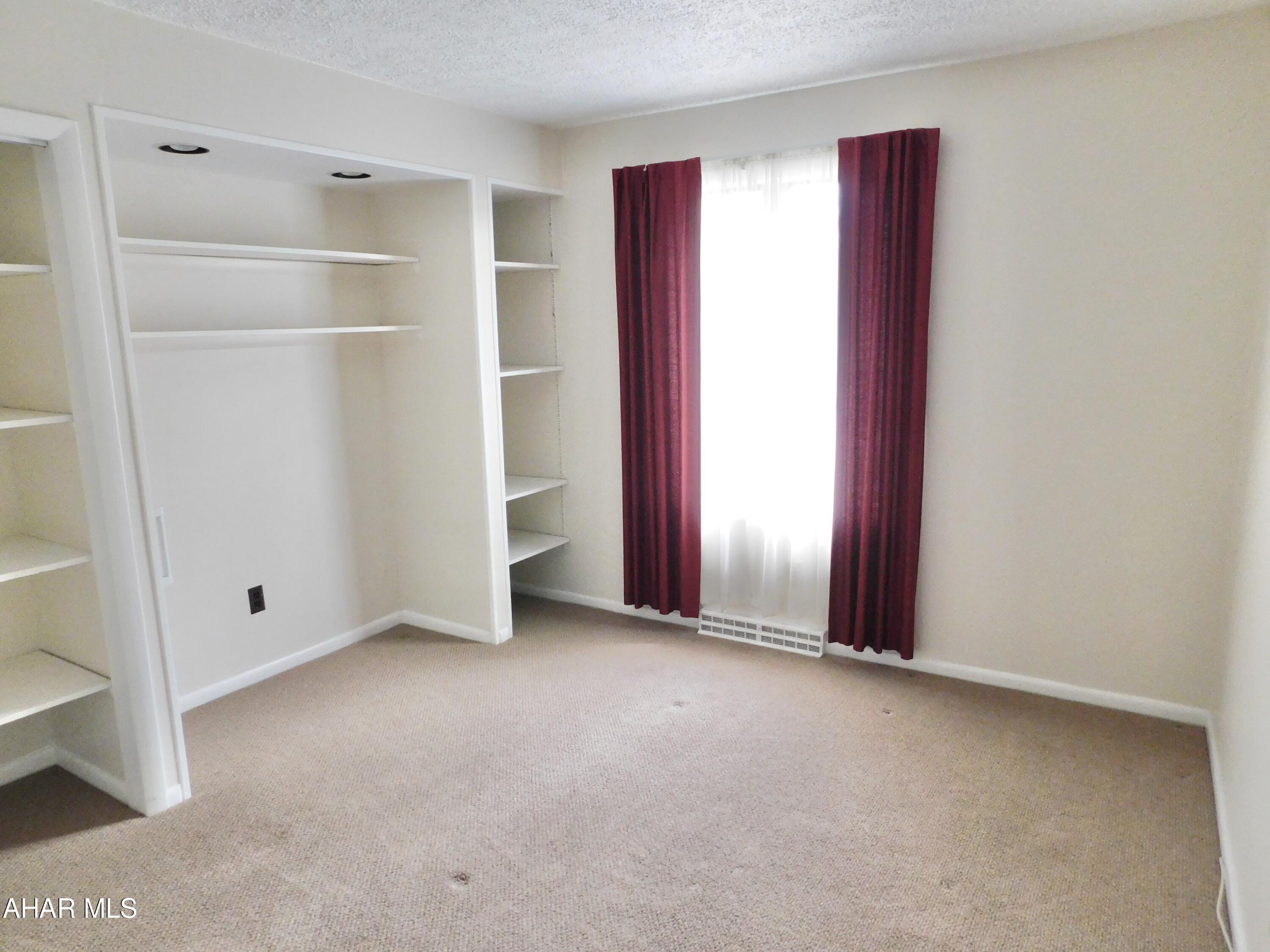 Cricket Knoll - Residential