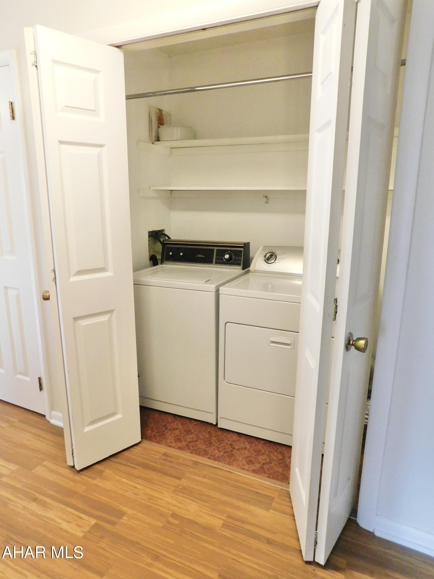 Cricket Knoll - Residential