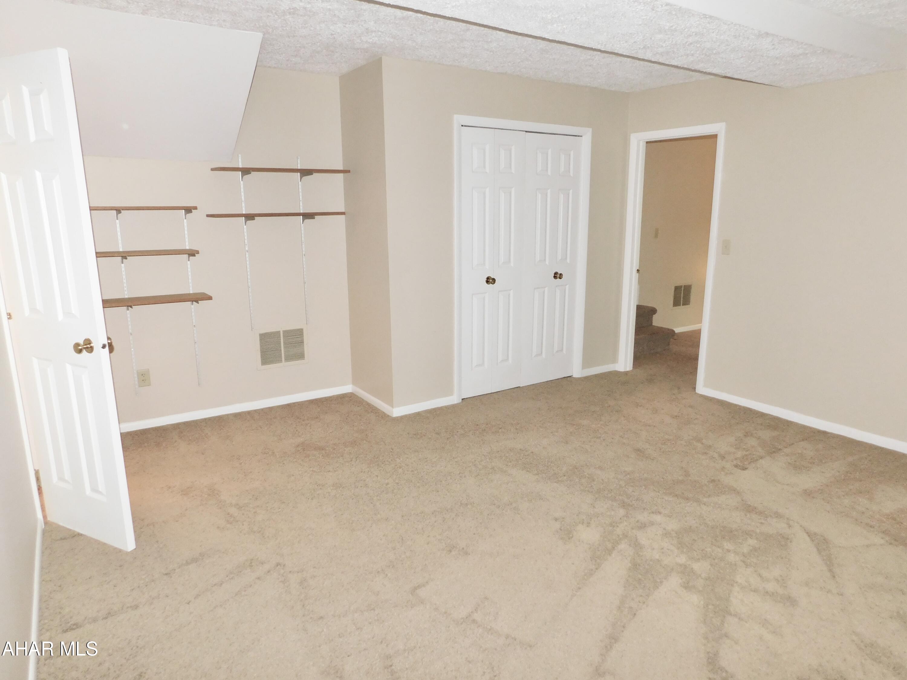 Cricket Knoll - Residential