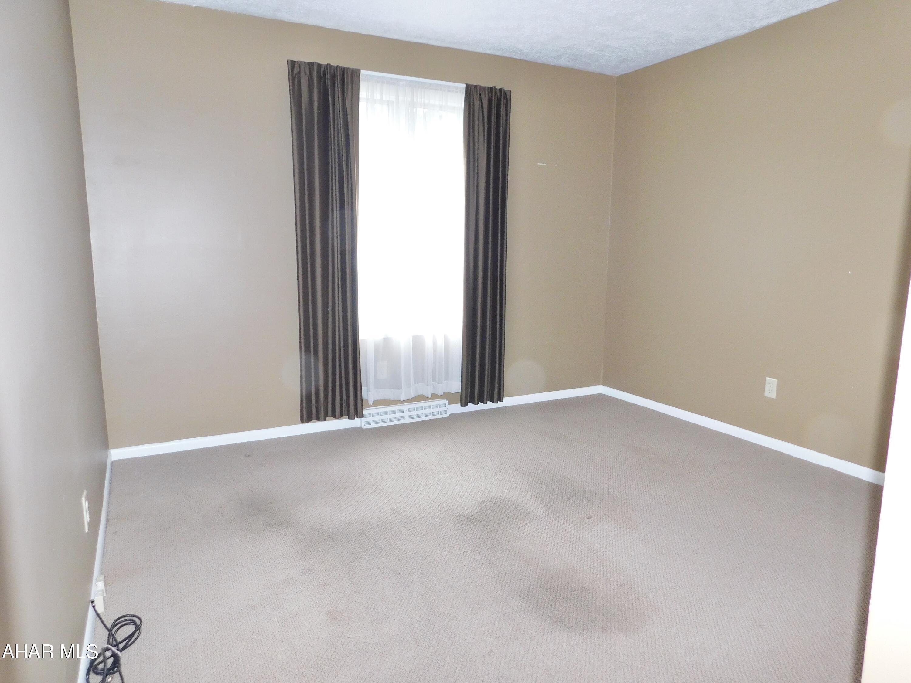 Cricket Knoll - Residential