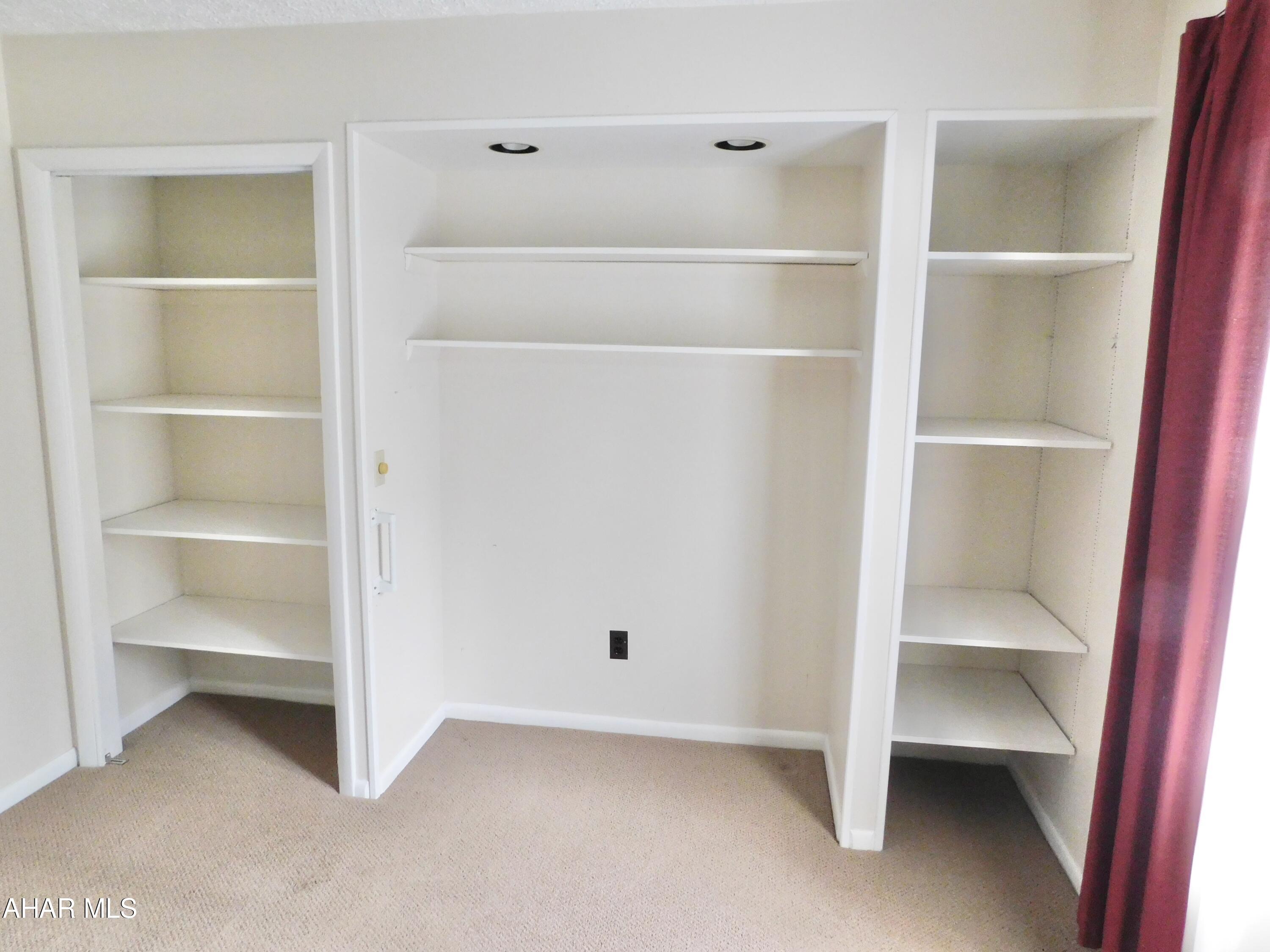 Cricket Knoll - Residential