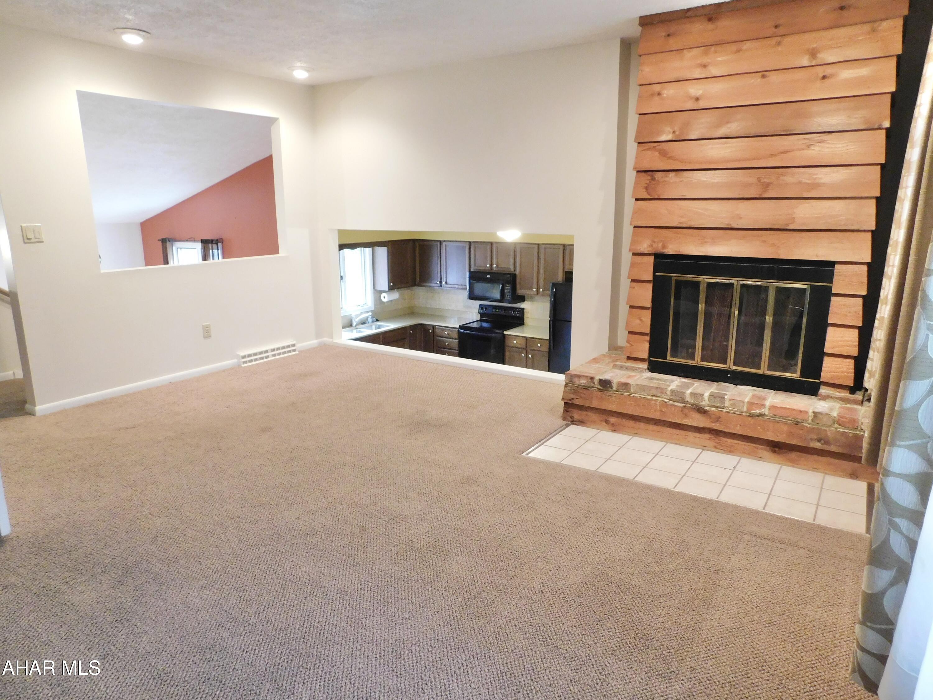 Cricket Knoll - Residential